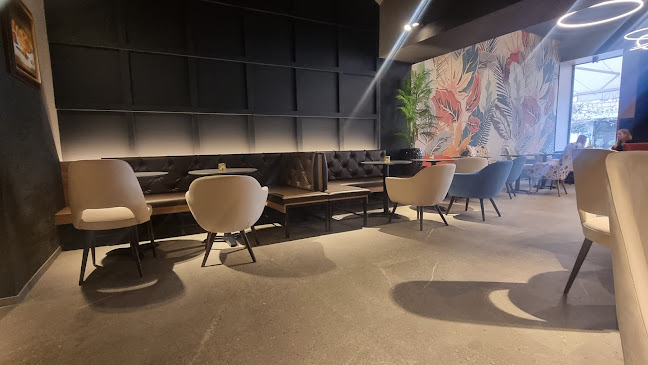 Cankarjeva - Gastronomija in gostinstvo