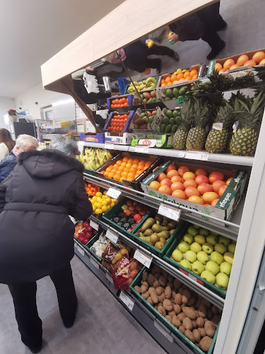 Comentarii opinii despre Trgovina in mesnica Kanal - Kmetijska zadruga Tolmin z.o.o. Tolmin