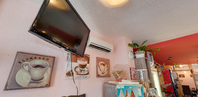 Trg golobarskih žrtev 40, 5230 Bovec