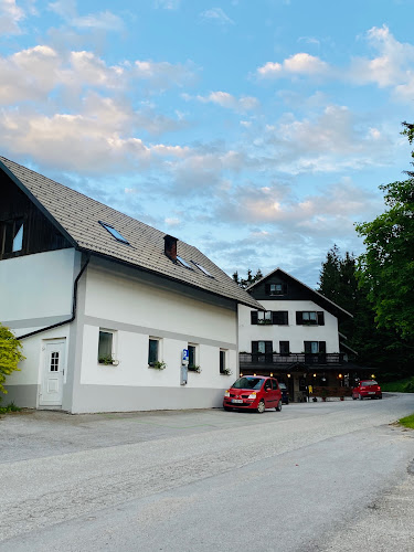 Okrepčevalnica kmečki hram Robert Fortuna s.p.