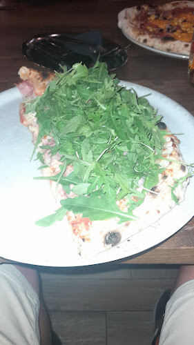 Pizzeria in restavracija Ancora - Gastronomija in gostinstvo