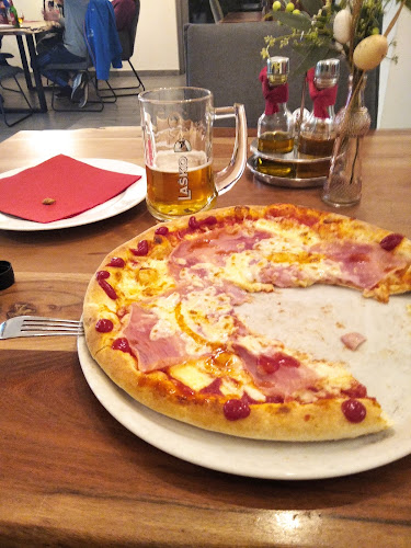 Gostilnica in picerija Žakelj - Gastronomija in gostinstvo