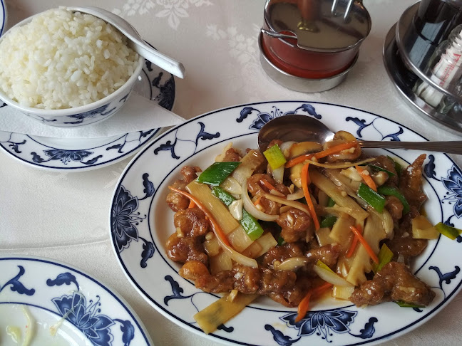 Zlati vrt, Kitajska Restavracija