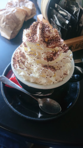 Pipa bar, gostinske storitve Joan Mozina s.p.