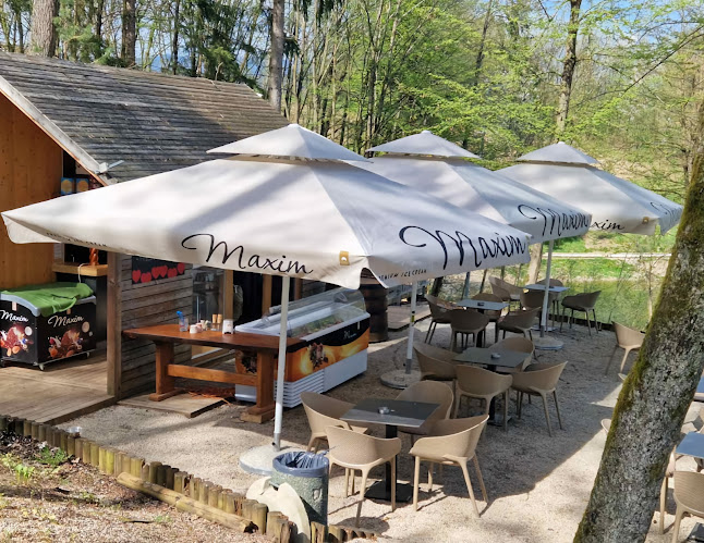 Šmartinsko jezero, Loče 16, 3201 Šmartno v Rožni dolini