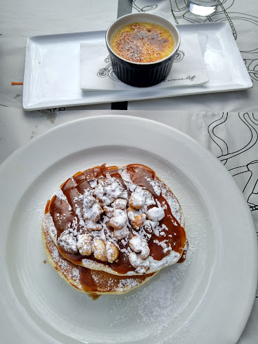 Kavarna Rog - Gastronomija in gostinstvo