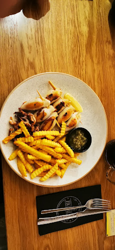 Picerija Fabrika - Gastronomija in gostinstvo