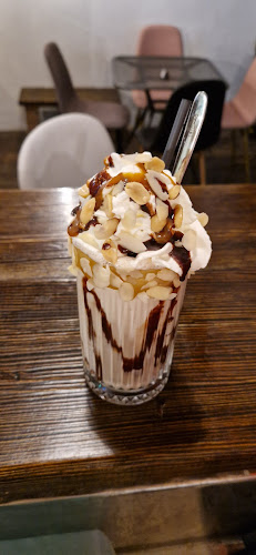 Comentarii opinii despre Eksperiment Kavarna & Bar