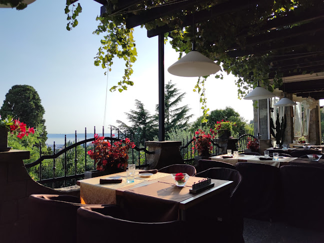 Restavracija Rizibizi