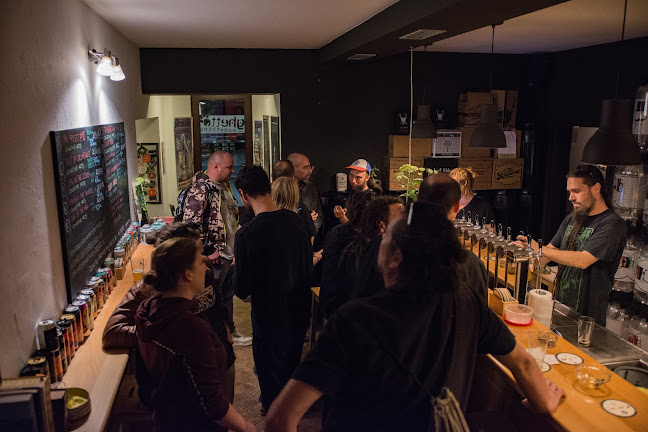 Vojkovo nabrežje 33a, 6000 Koper