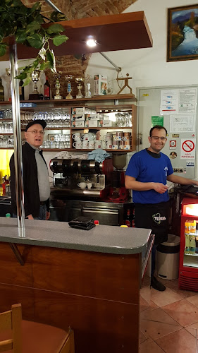 Opinii despre Pod Kostanji în Šenčur - Gastronomija in gostinstvo