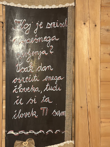 Gostilna pri Kmetec - Gastronomija in gostinstvo
