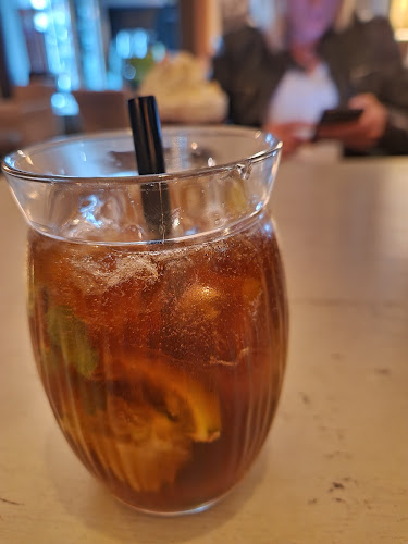 Kavarna Promenada - Gastronomija in gostinstvo