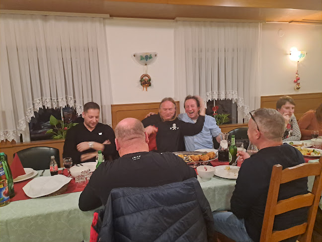 Potok 9, 1219 Laze v Tuhinju