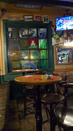 Knafljev prehod 1, 1000 Ljubljana