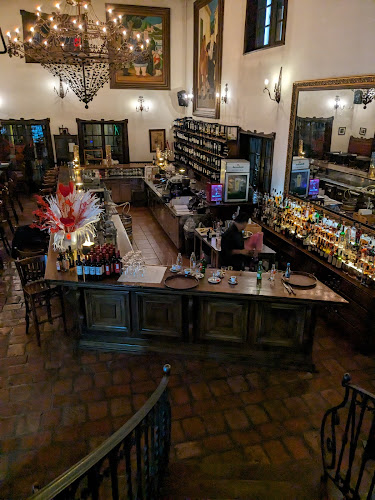 Argentino - Gastronomija in gostinstvo