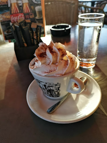 Comentarii opinii despre Corner Caffe