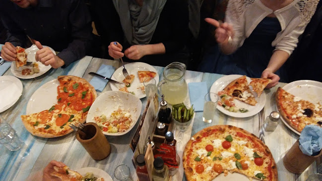 Svetilnik BAR - Gastronomija in gostinstvo