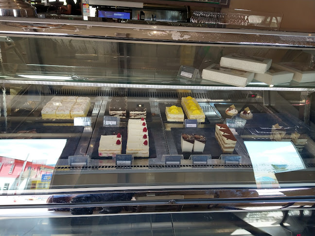 Cafe & Pizzeria Fabula - Gastronomija in gostinstvo