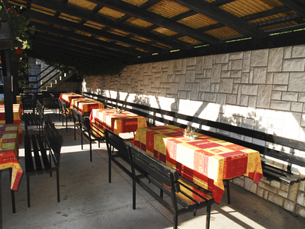 Opinii despre Kajbi trgovina, gostinstvo in turizem, Zminec, d.o.o. în Škofja Loka - Gastronomija in gostinstvo