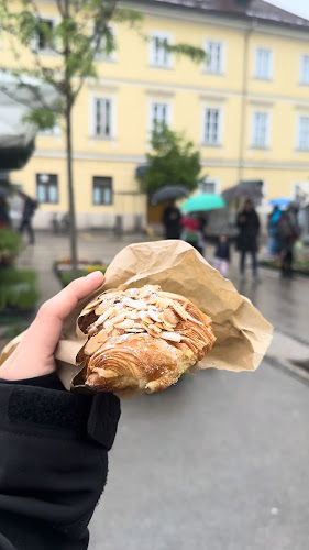 Opinii despre Brot Pekarna în Ljubljana - Gastronomija in gostinstvo