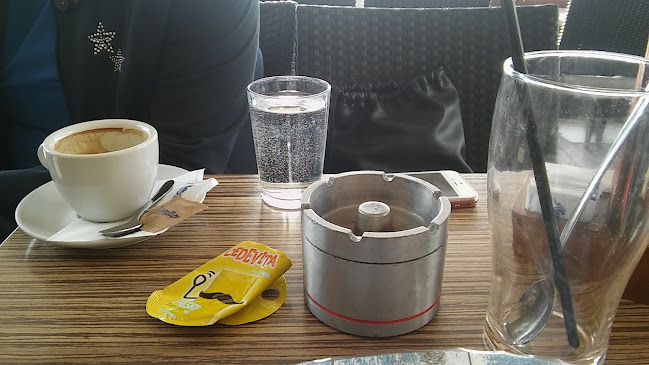 Opinii despre Montana Bar în Ljubljana - Gastronomija in gostinstvo