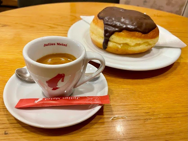 Okrepčevalnica in slaščičarna Trubar - Gastronomija in gostinstvo