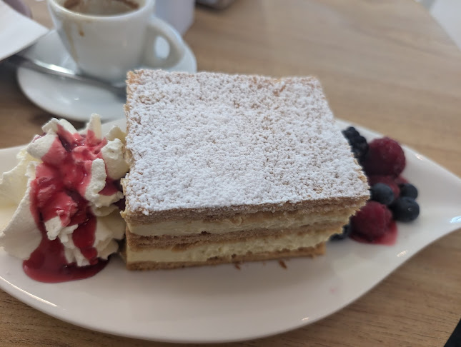 Obala 63, 6320 Portorož