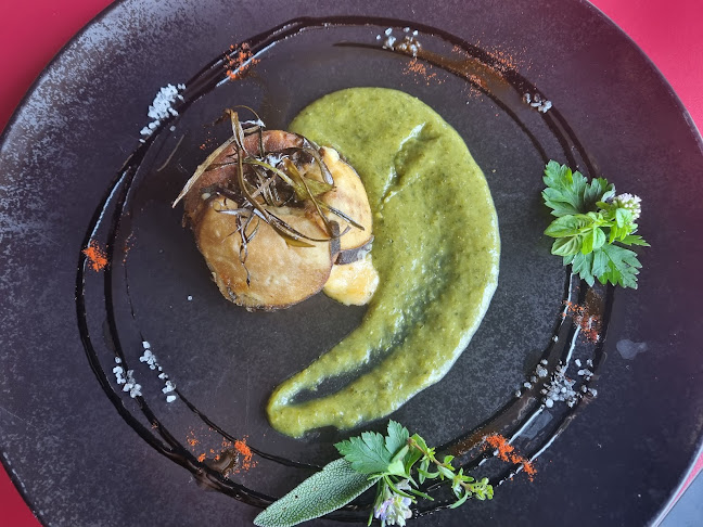 Opinii despre Galaksija Trebnje, Restavracija, Hotel, Bowling, Slaščičarna in Kavarna, d.o.o. în Trebnje - Gastronomija in gostinstvo