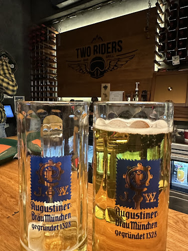 Comentarii opinii despre Two Riders bar