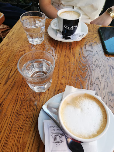 Dnevni Bar Podmornica