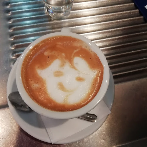 Comentarii opinii despre Gostinstvo Kava Bar Jelka, Almira Tomažič s.p.