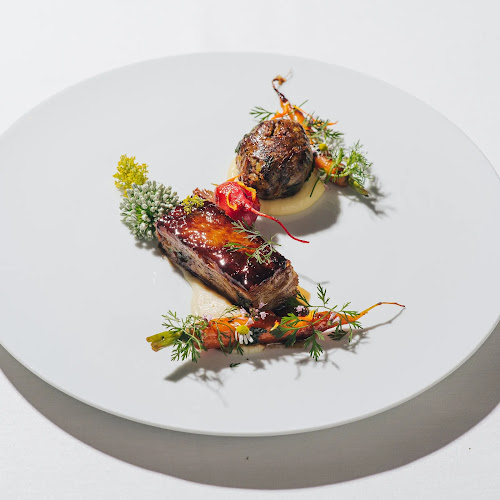 Mama Marija Restaurant - Gastronomija in gostinstvo