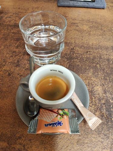 Hacquetova ulica 4, 1000 Ljubljana