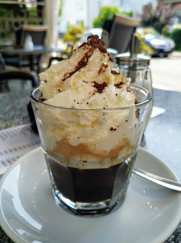 Opinii despre Vila A Bar în Ljubljana - Gastronomija in gostinstvo