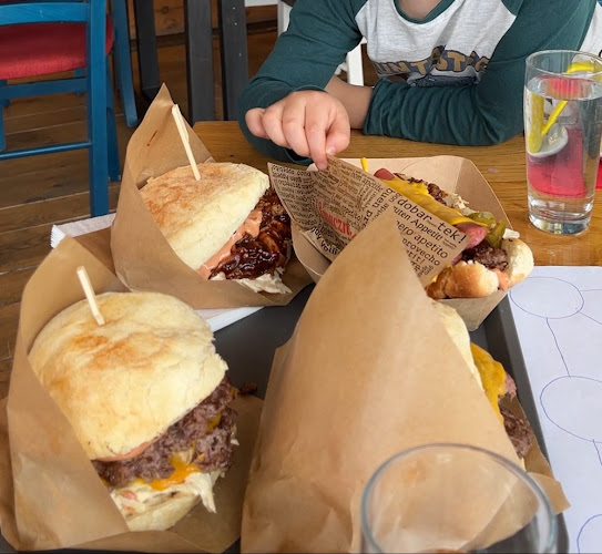 Big Bear Burger Bistro - Gastronomija in gostinstvo