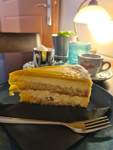 Opinii despre Kavarna Škrat în Kranj - Gastronomija in gostinstvo