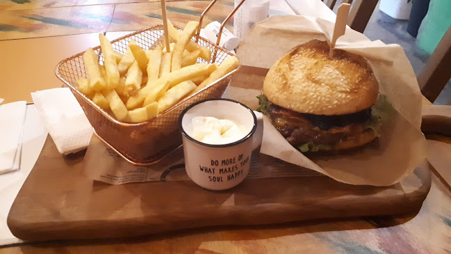 Okrepčevalnica Blue note Burger. - Kočevje