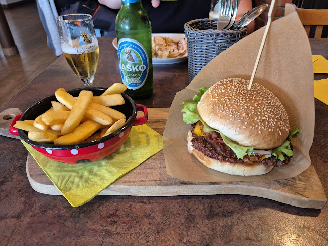 Opinii despre PE GOSTILNA ŠPEC MATEJ ŠPEC S.P. în Dragatuš - Gastronomija in gostinstvo