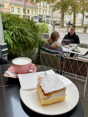 Comentarii opinii despre Kavarna Zvezda