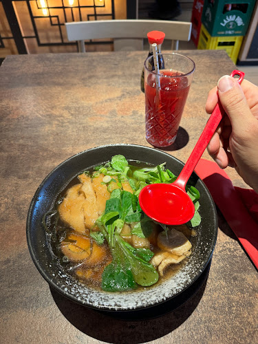 Opinii despre Lucky Cat în Ljubljana - Gastronomija in gostinstvo