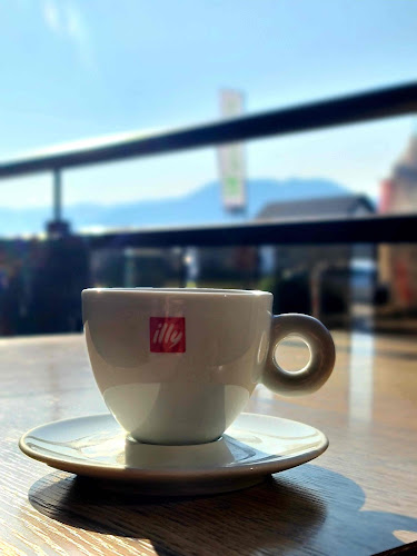 Opinii despre Gold pub Radlje în Radlje ob Dravi - Gastronomija in gostinstvo