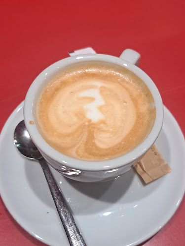 Atmosfera caffe - Gastronomija in gostinstvo