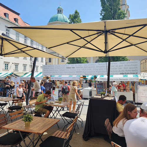 Opinii despre Odprta Kuhna în Ljubljana - Gastronomija in gostinstvo