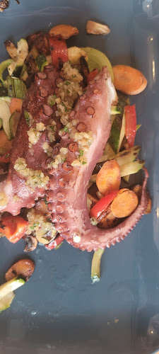 Vino & Ribe - Gastronomija in gostinstvo