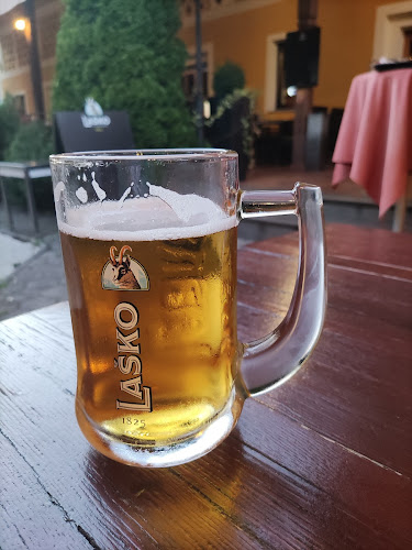 Pod Jenkovo lipo - Gastronomija in gostinstvo