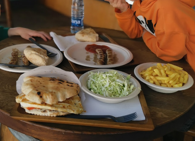 Opinii despre Čevabdžinica Mostiček în Ljubljana - Gastronomija in gostinstvo