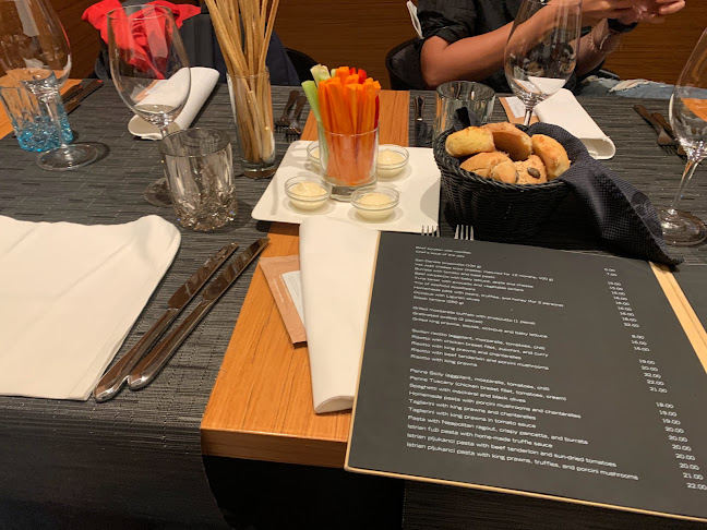 Šmartinska c. 55, 1000 Ljubljana