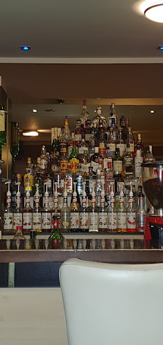 Dnevni bar Opoka - Gastronomija in gostinstvo