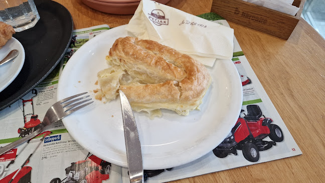 Pekarna Pečjak d.o.o., poslovna enota prodajalna Rudnik - Gastronomija in gostinstvo